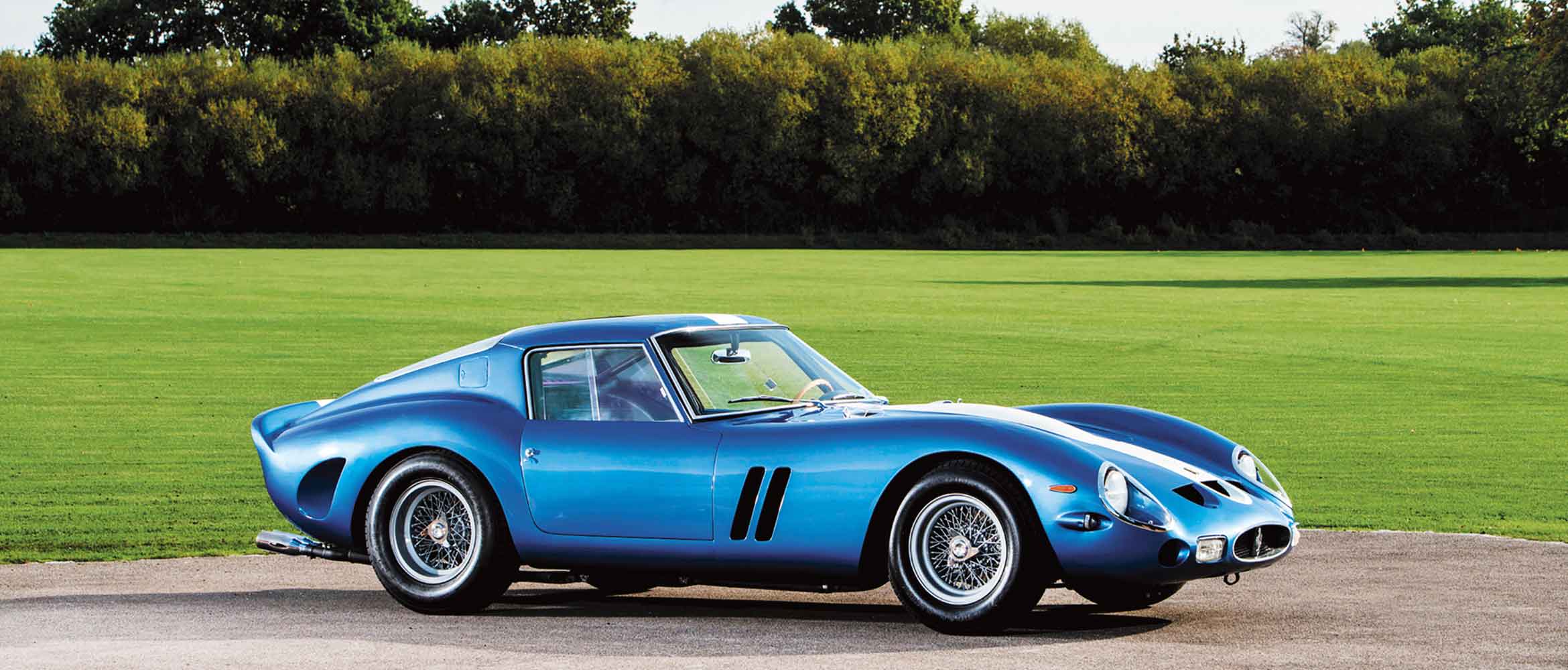 DB_2340x1000_Blue_Ferrari.jpg