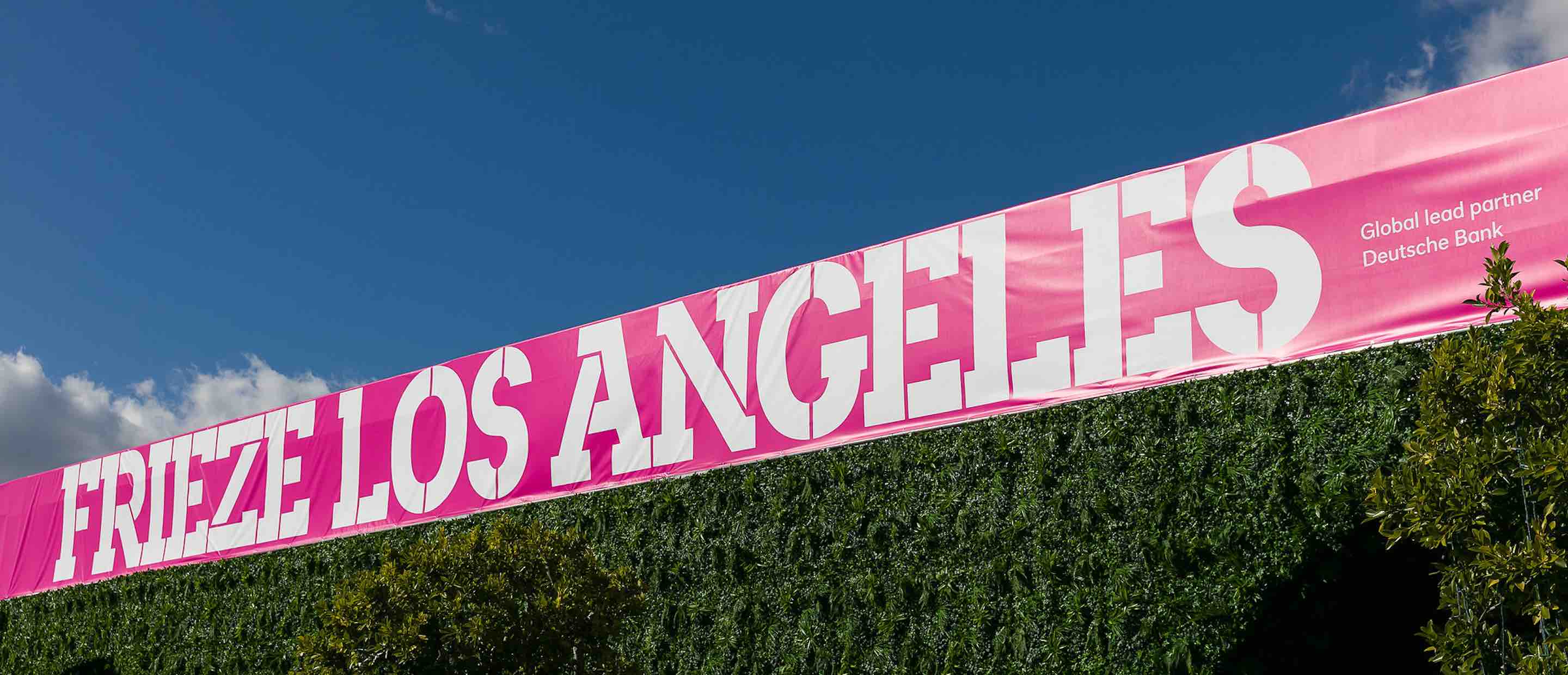 FriezeLA sign