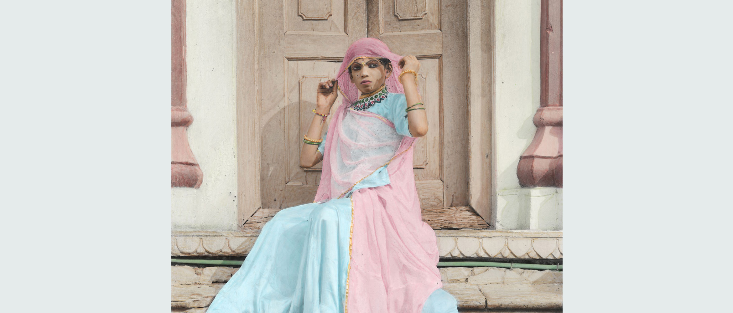 DB_2340x1000_Illuminating_India.jpg